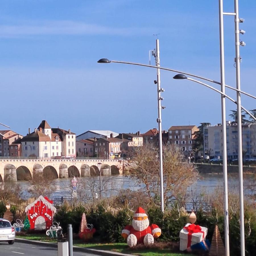 Center Macon Charmant Appartement Avec Vue Sur La Saone Zewnętrze zdjęcie